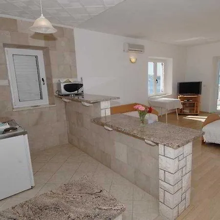 아파트 Marnic 믈리니