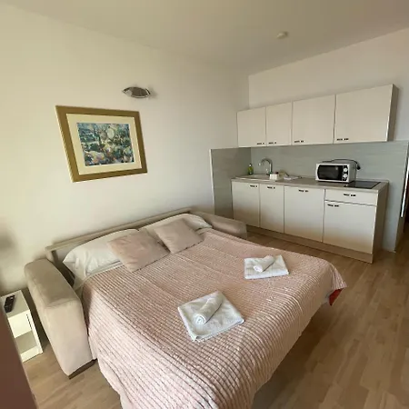 玛尔尼克公寓式酒店 公寓 米利尼