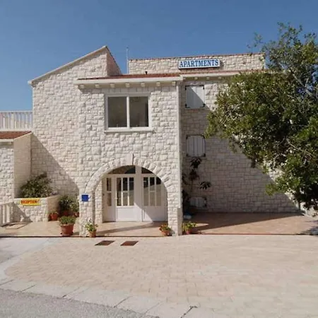 Apartamento Marnic *
